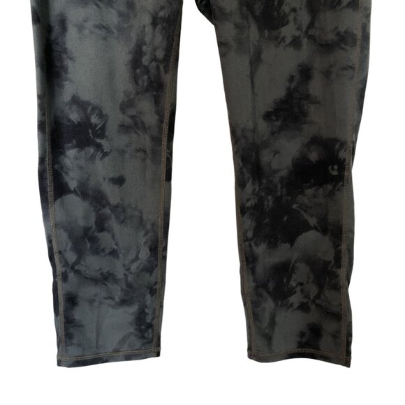 Athleta Women's Medium Tie-Dye Capri Leggings High Rise Athleticwear Gym Yoga - Picture 6 of 12
